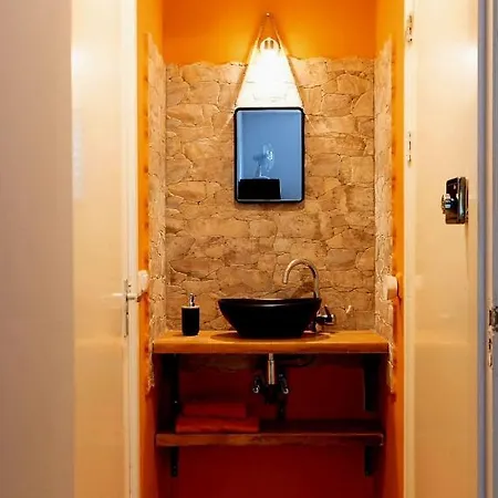 Recharge Hostel *